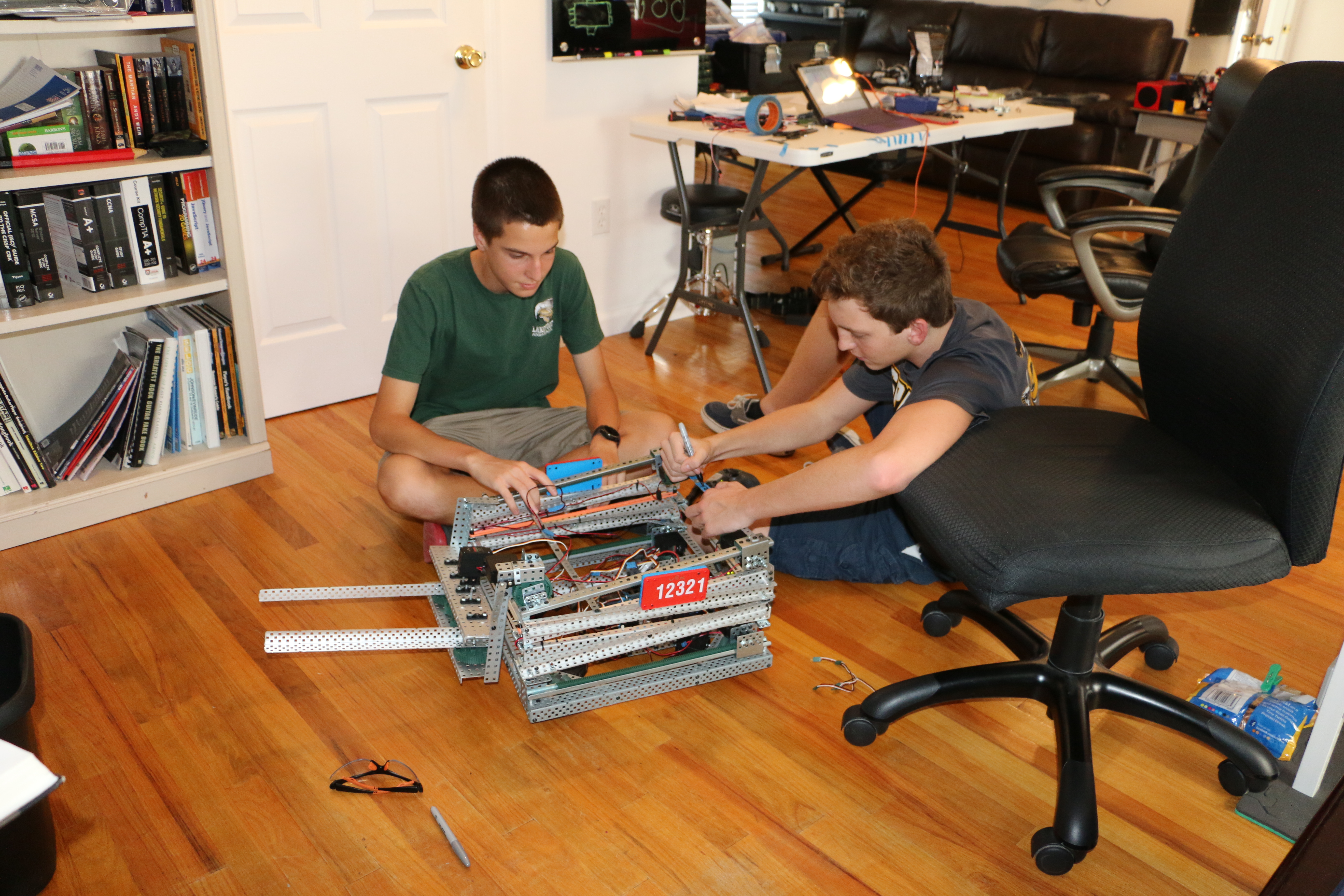 Rewiring Holonomic Drive 2 Labeling all the cables for better cable organization.
