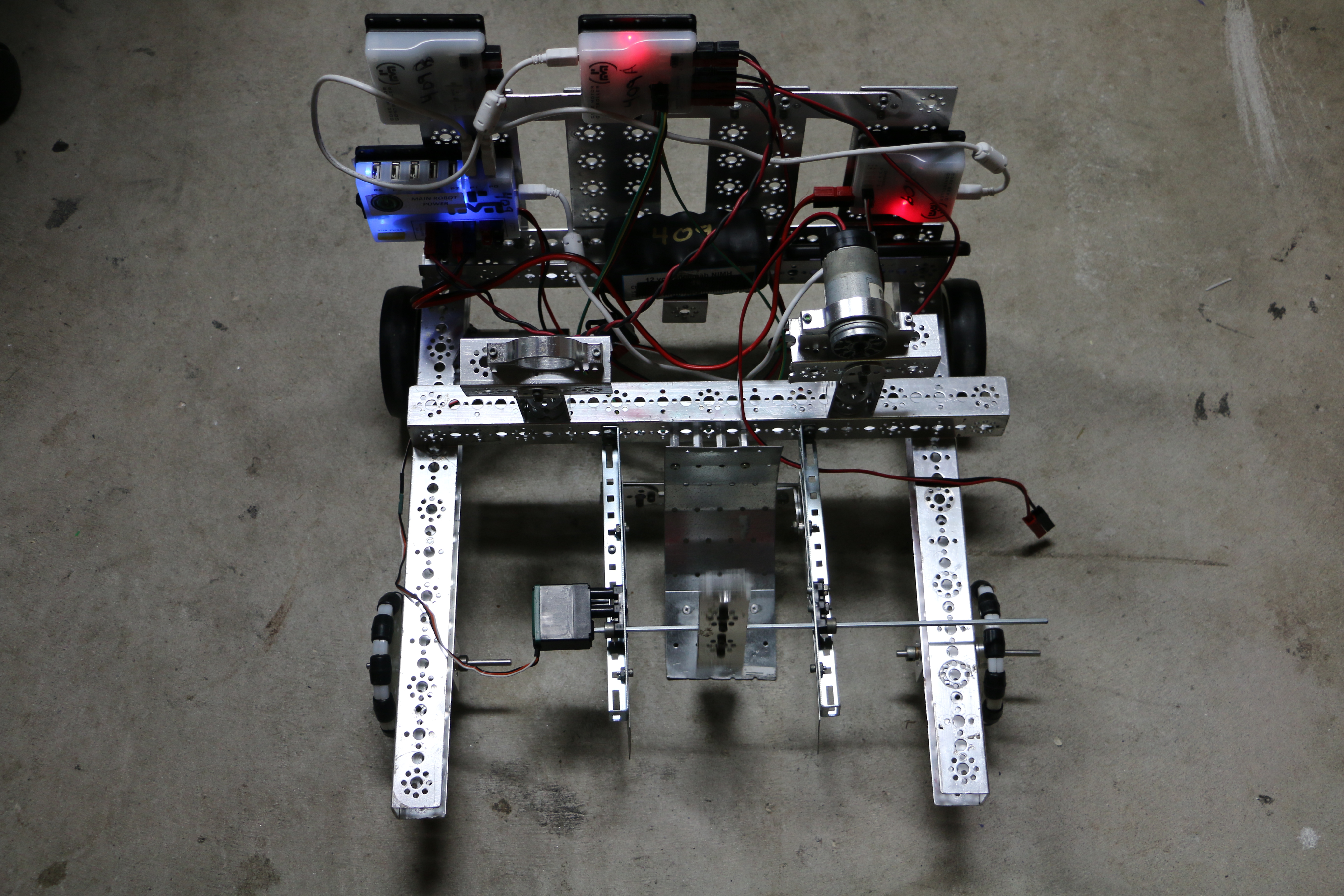 Finally a driving robot! Finally a driving robot!